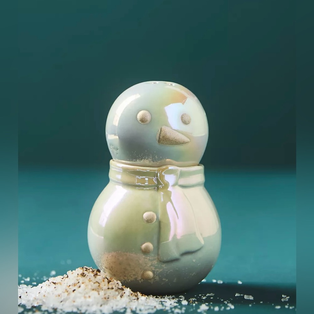 NIB Anthropologie Merry Luster Ceramic Stoneware Salt & Pepper Snowman